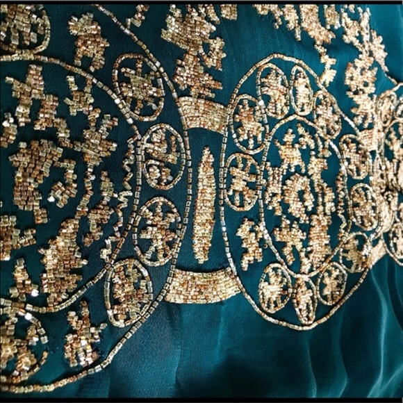 Not so serious swing dress,!! Like new - Picture 2 of 5